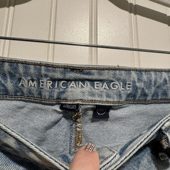 American Eagle Mom Jeans High Waisted Size 12 - Picture 3 of 6